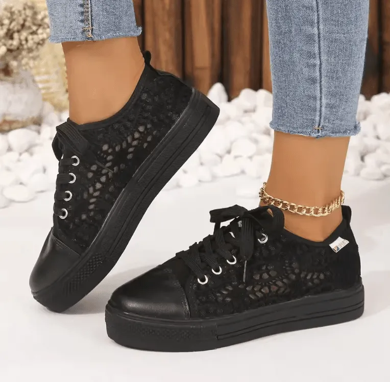 2025 Plus Size Women’s Mesh Sneakers – Breathable Hollow Design with Thick Sponge Sole for Casual Comfort