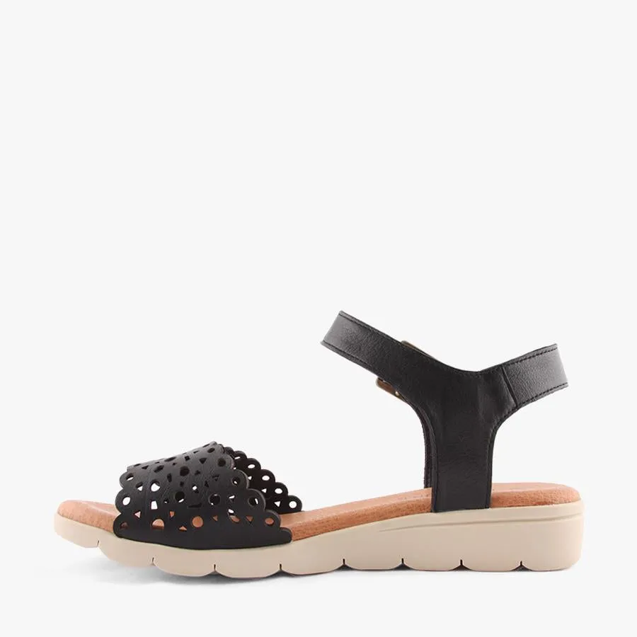 PRISM BLACK