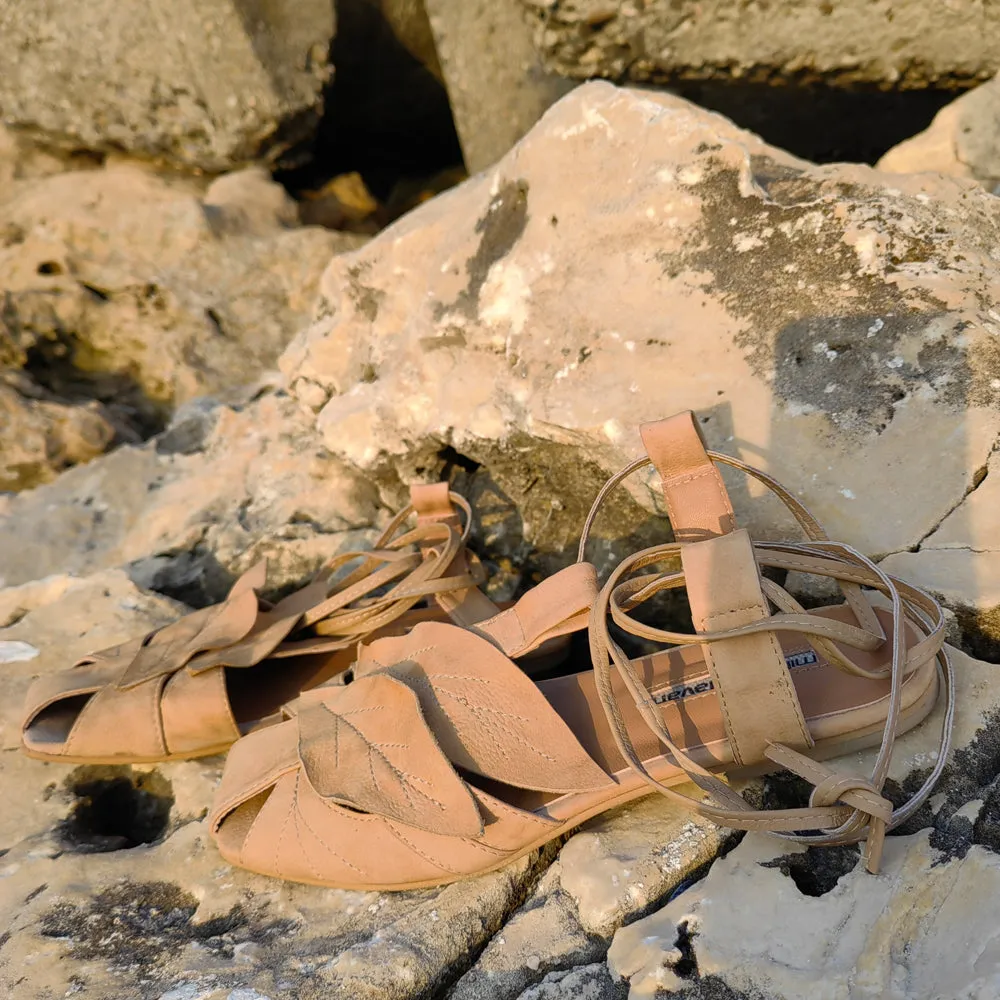 Sandy Wind beige flat sandals