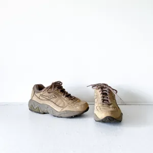 Saucony "Grid" Chunky Leather Sneaker in Tan/Brown