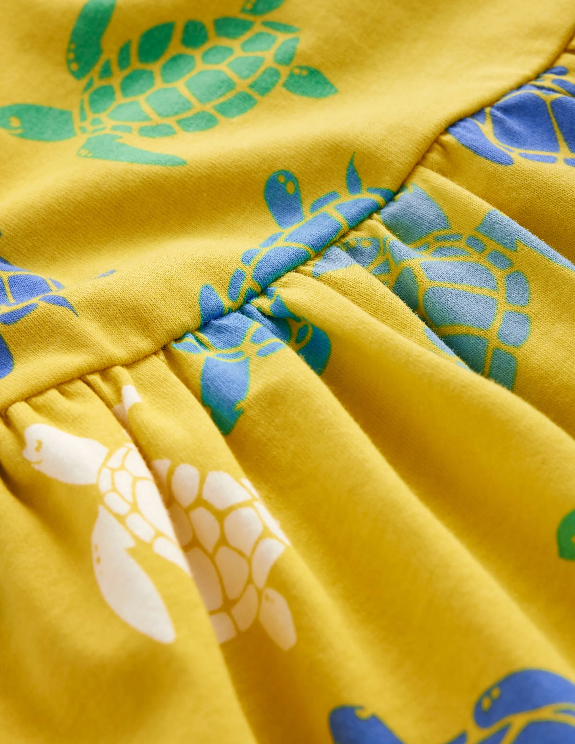 Short-sleeved Fun Jersey Dress-Zest Yellow Turtles