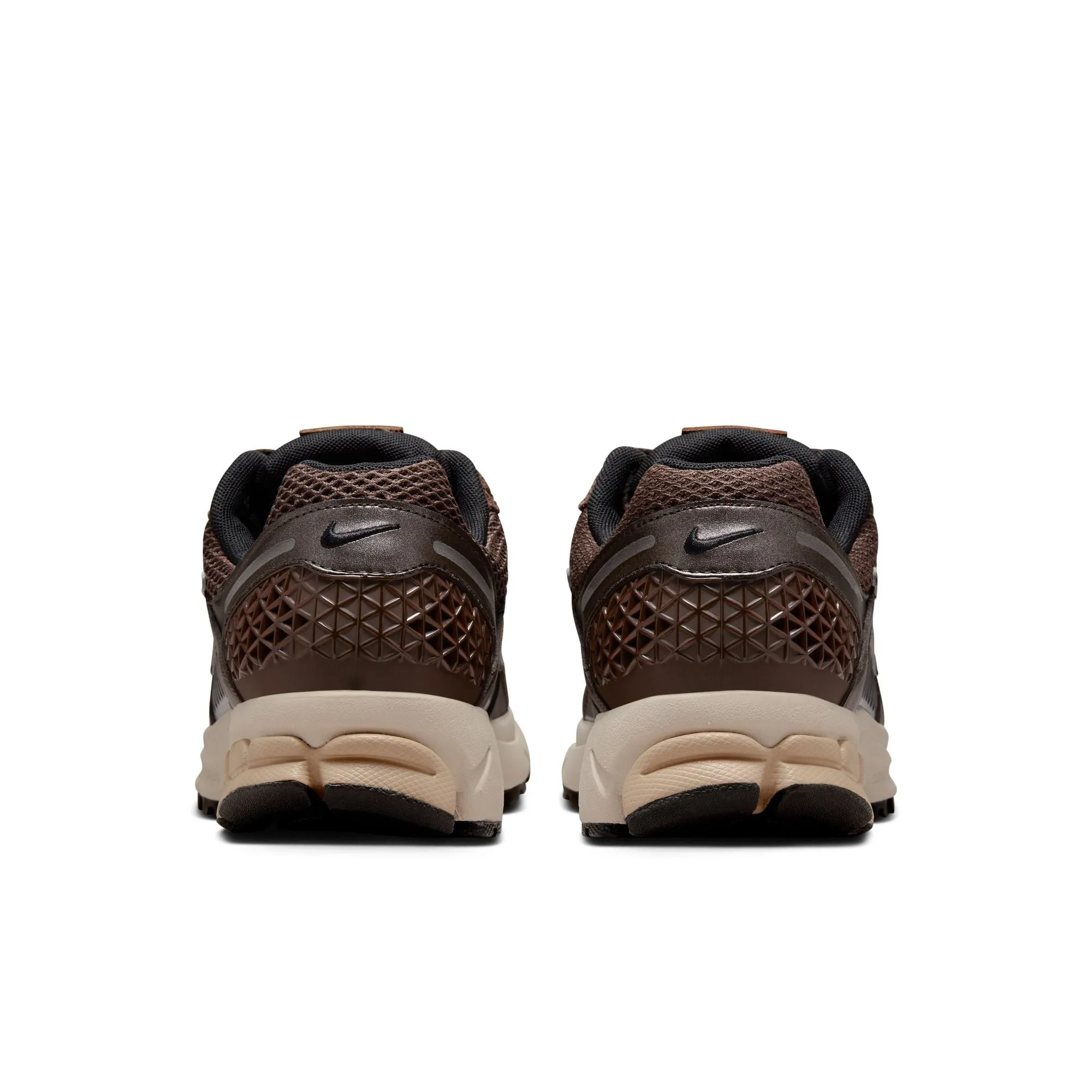 Women's Nike Zoom Vomero 5 Baroque Brown/Chrome-Light Orewood Brown-Hemp FN6742-201